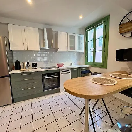Grand A Apartment *