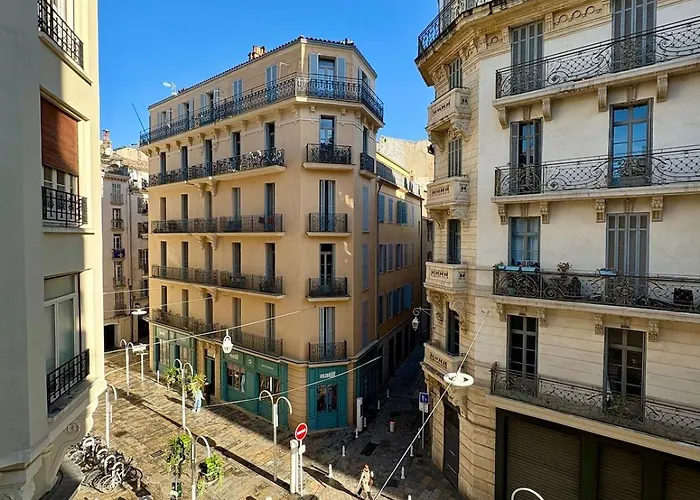 Appartement Grand à *
